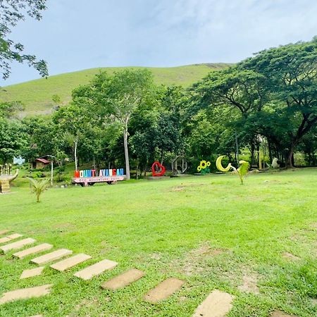 Mount Avangan Eco Adventure Park Hotel Coron Exterior photo