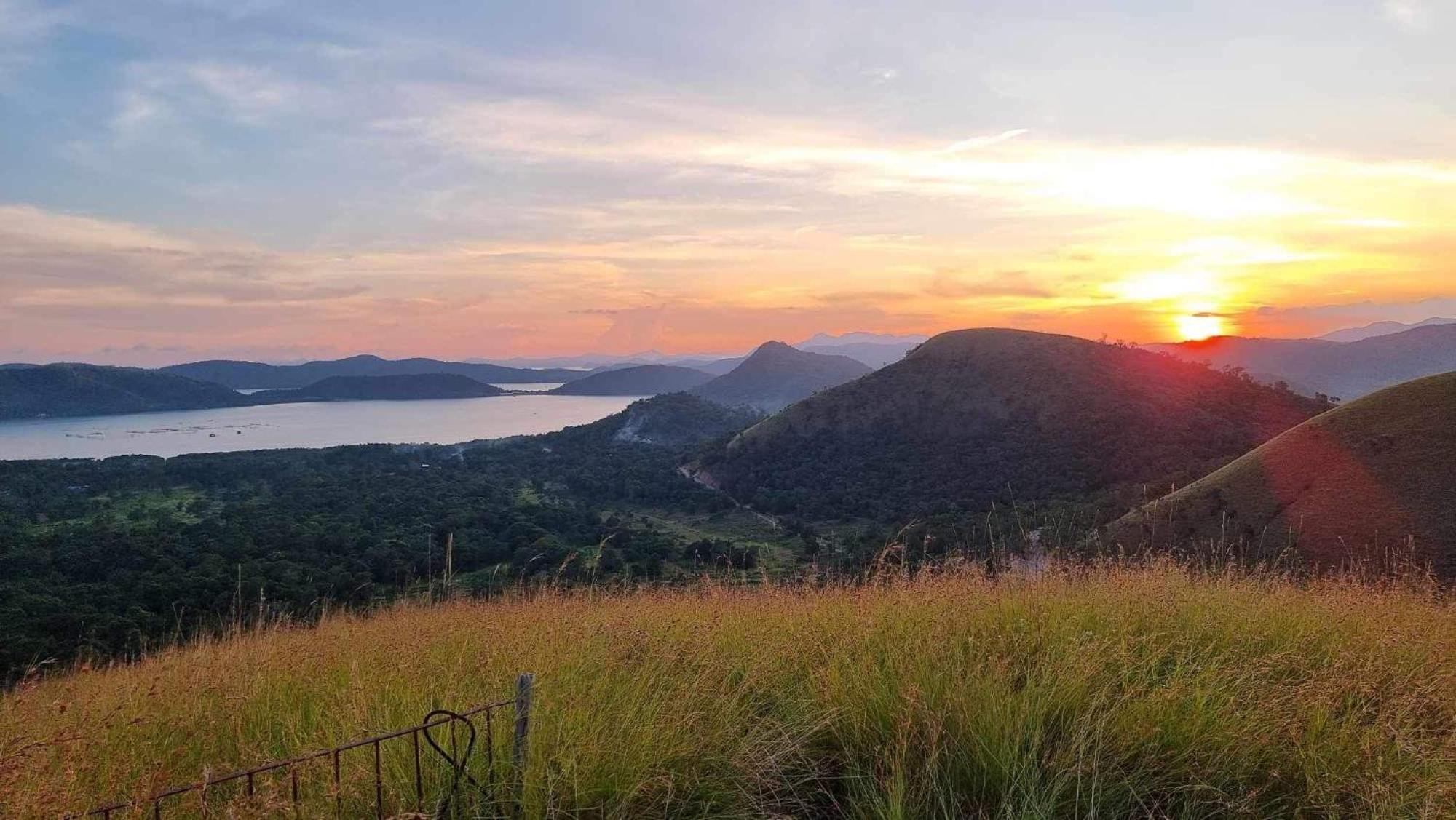 Mount Avangan Eco Adventure Park Hotel Coron Exterior photo